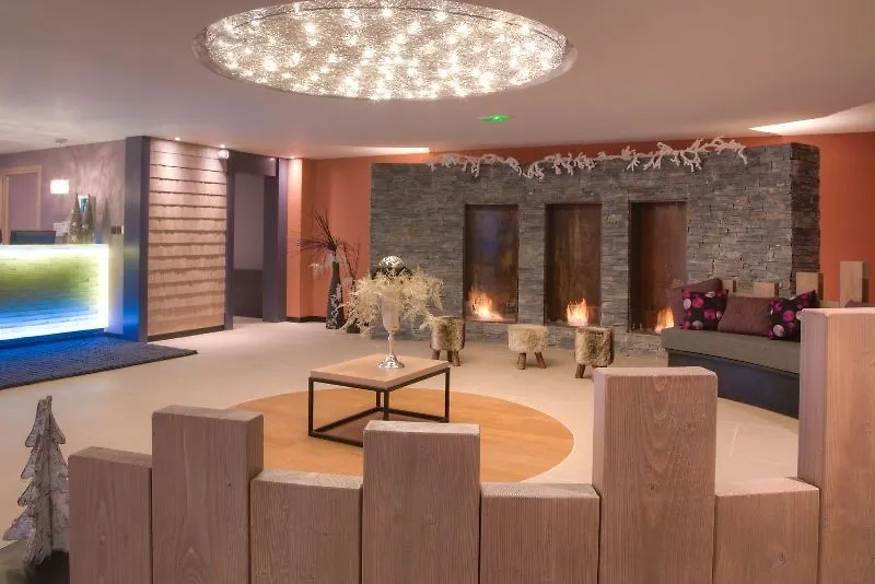 Village Montana Val Thorens 4*,